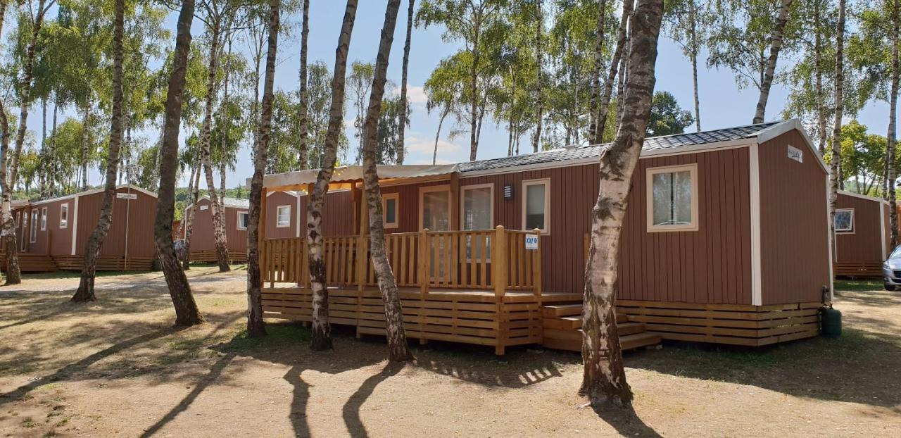 Mobil Homes Xxl2 4 Chambres - Camping Le Ranch Des Volcans Châtel-Guyon Zewnętrze zdjęcie